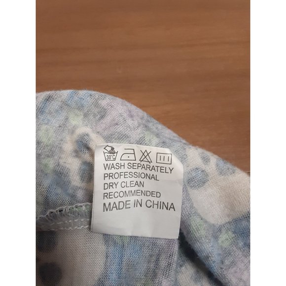 Shein Curvy Short Sleeve Shirt Skull Bat Wings design Size 2X - Picture 5 of 7